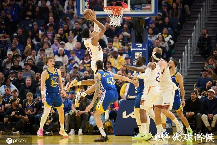 库里22+6+6杜兰特31分 勇士力克太阳止住3连败
